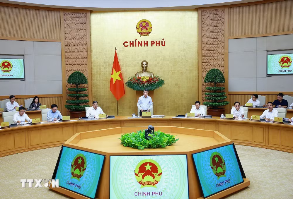Thủ tướng Lê Minh Hưng chủ trì Phiên họp Chính phủ chuyên đề về xây dựng pháp luật tháng 7 năm 2026. (Ảnh: Dương Giang/TTXVN) ttxvn-0807-thu-tuong-phien-hop-chuyen-de-xay-dung-phap-luat-2.jpg