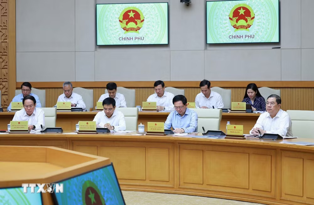 Các Phó Thủ tướng tham dự Phiên họp Chính phủ chuyên đề về xây dựng pháp luật tháng 7 năm 2026. (Ảnh: Dương Giang/TTXVN) ttxvn-0807-thu-tuong-phien-hop-chuyen-de-xay-dung-phap-luat-8.jpg