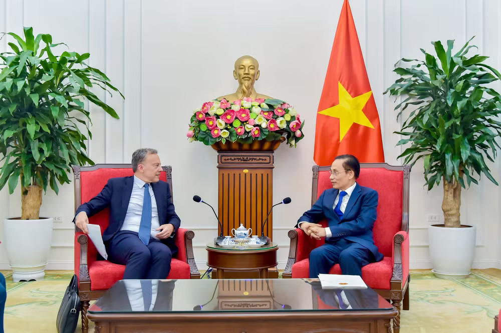 Foreign Minister Le Hoai Trung and French Ministry for Europe and Foreign Affairs during a meeting in Hanoi on July 8, 2026. (Photo: Ministry of Foreign Affairs) qh-8252.jpg