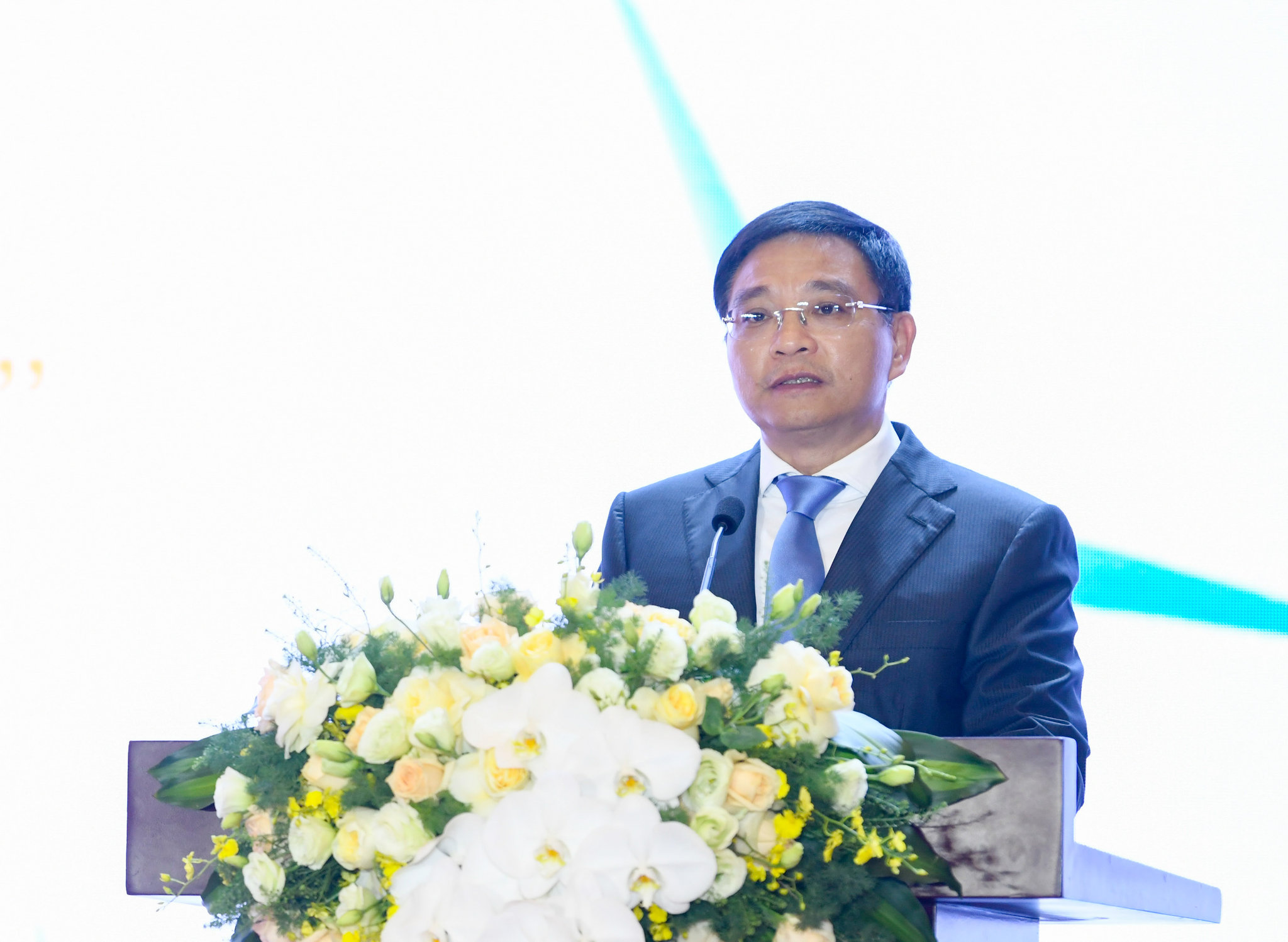Phó Thủ tướng Chính phủ Nguyễn Văn Thắng phát biểu chỉ đạo