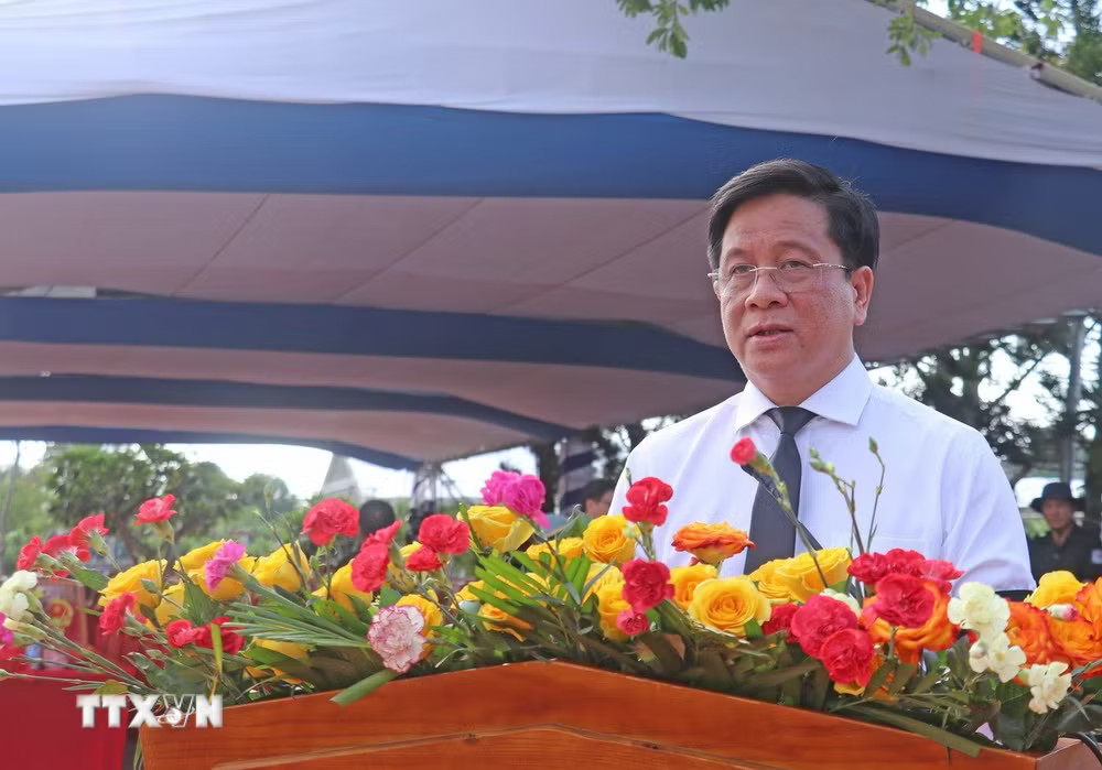 ttxvn-ho-van-mung.jpg