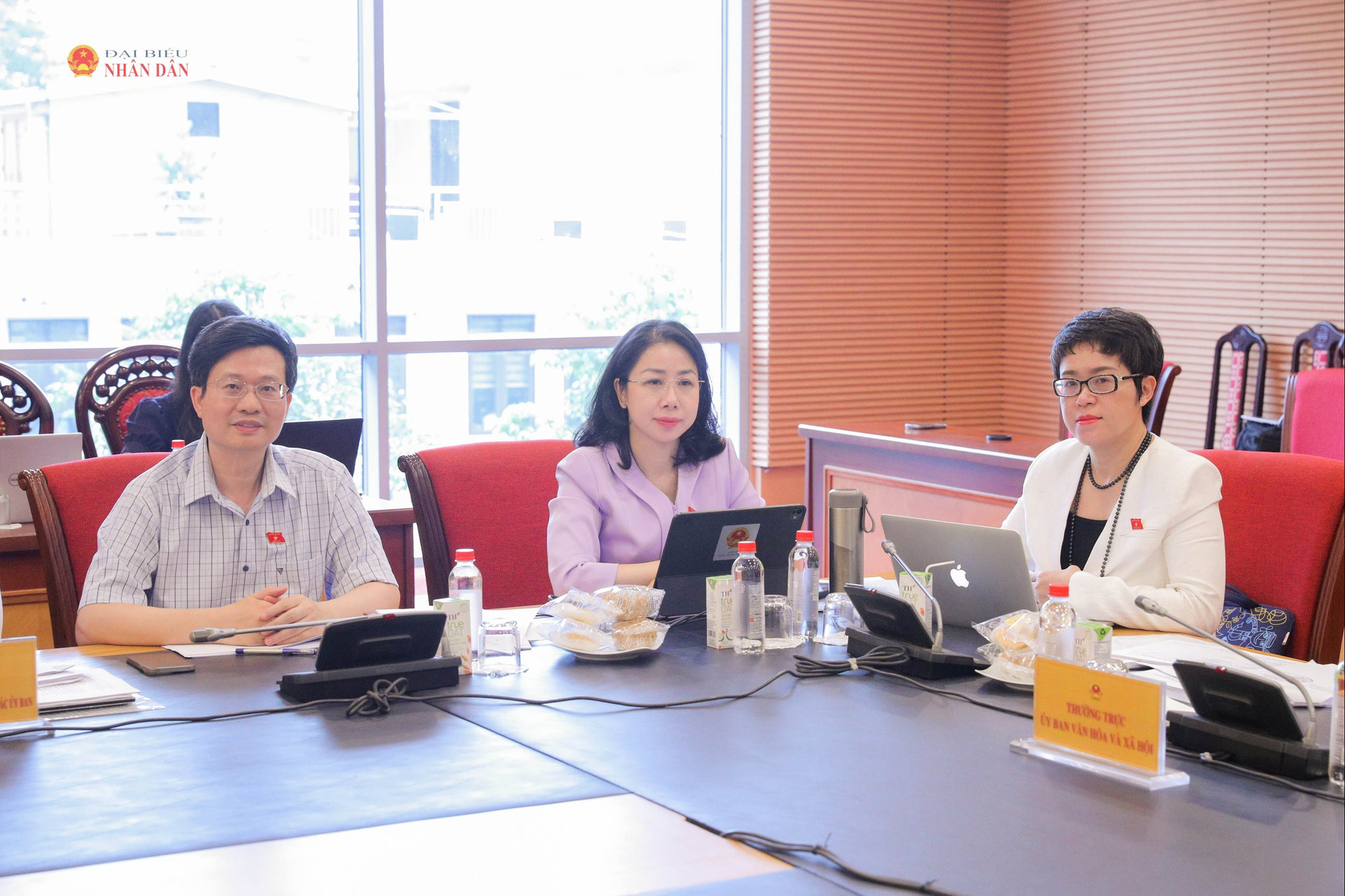 Các đại biểu dự