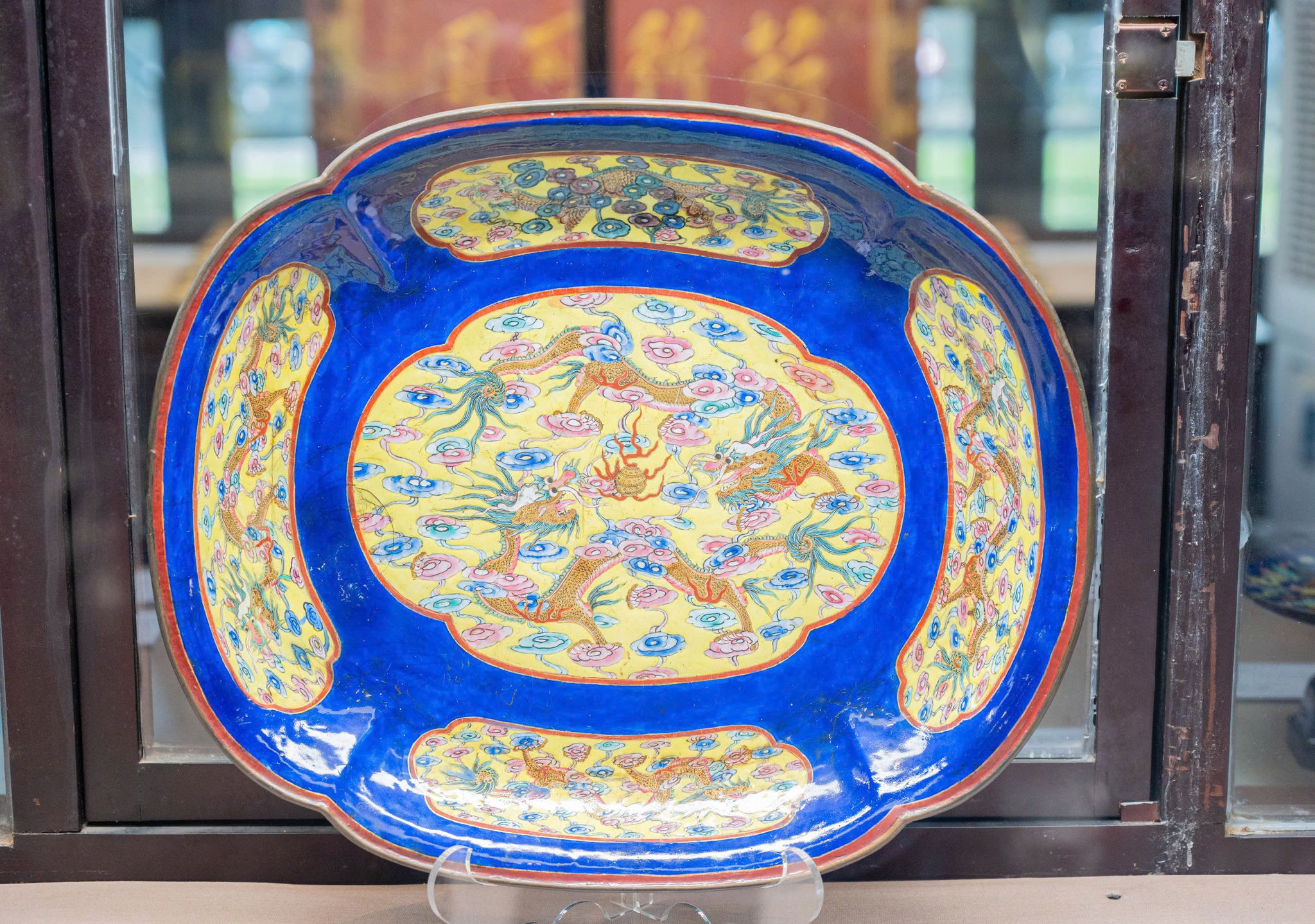 Cổ vật Huế15