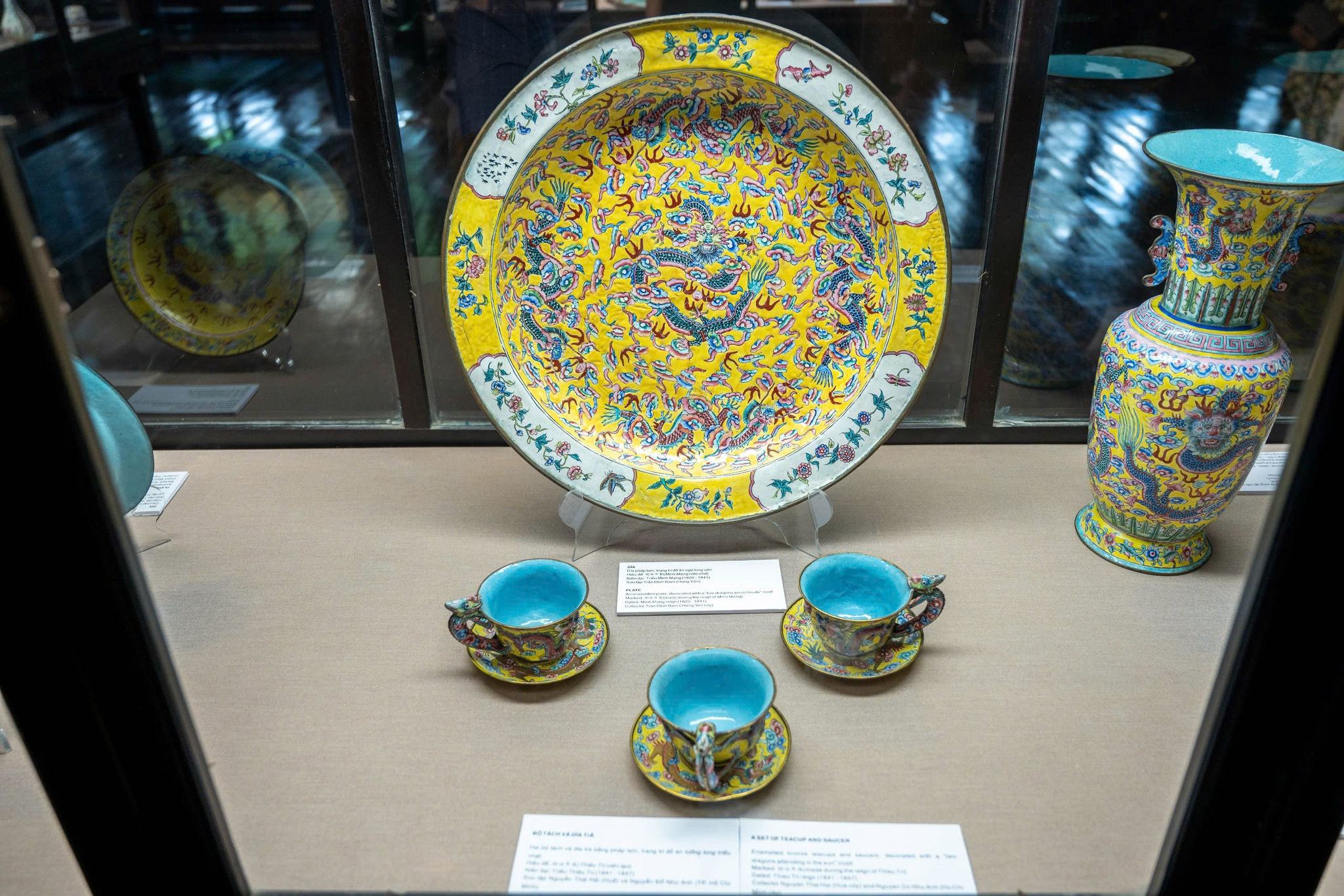 Cổ vật Huế16