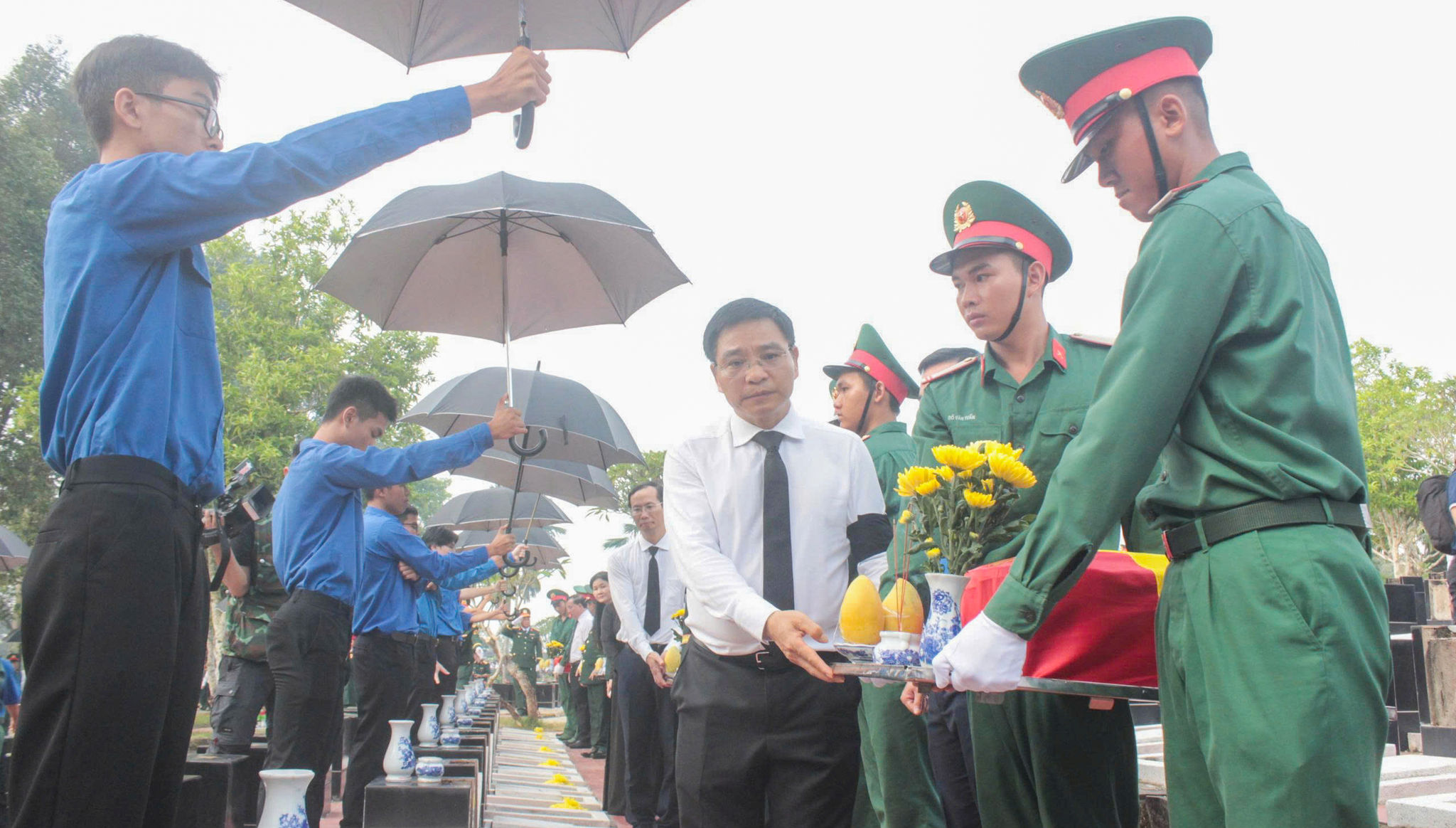 liệt sĩ 4