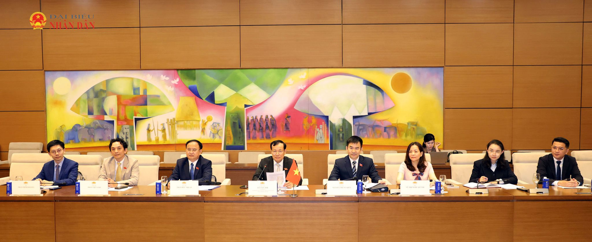dbnd.1cdn.vn-2026-06-02-_cac-dai-bieu-tham-du-cuoc-lam-viec_watermarked.jpg