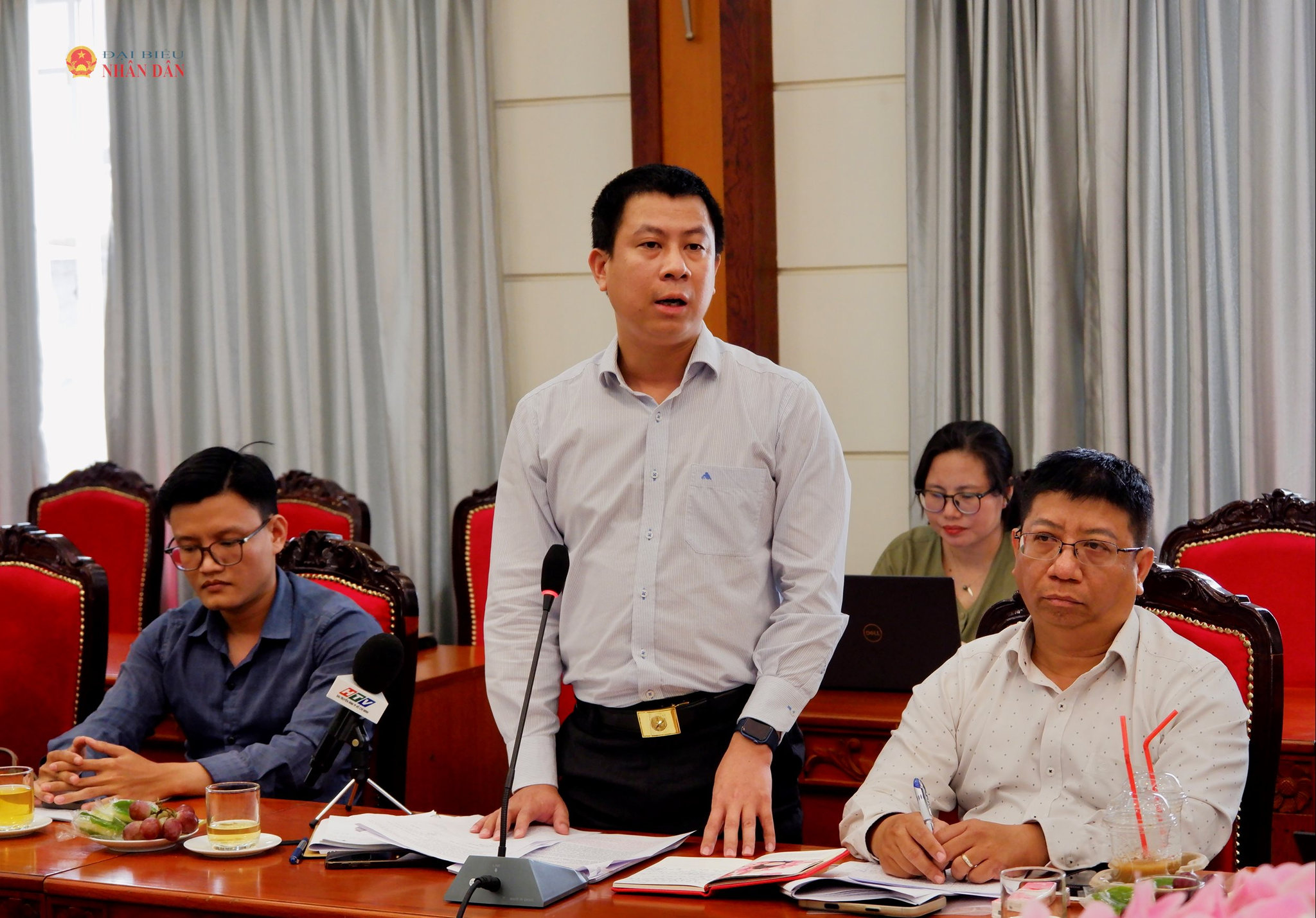 Đại diện Trạm y tế phường Bình Lợi Trưng phát biểu. Ảnh: Hoa Lê