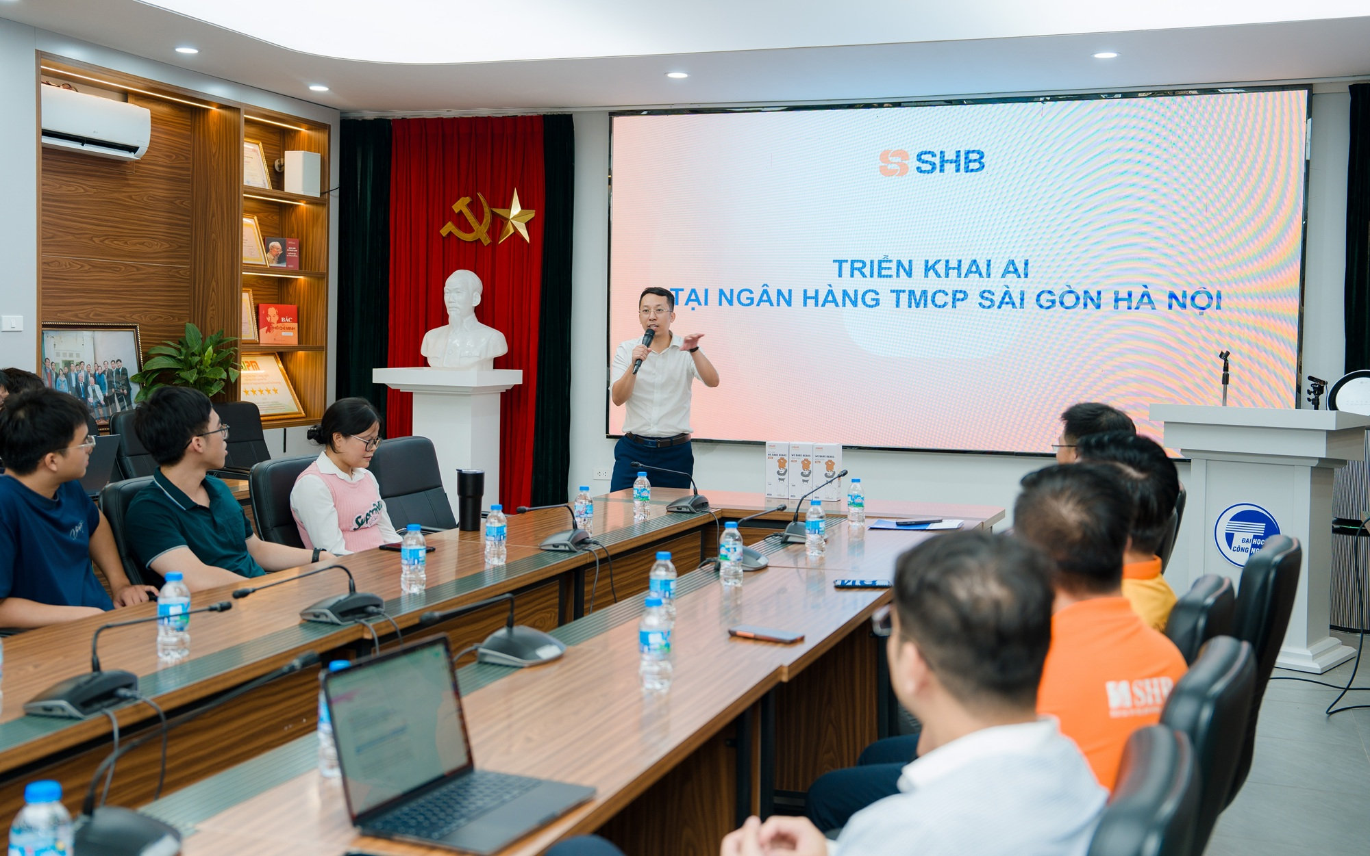 Anh 2