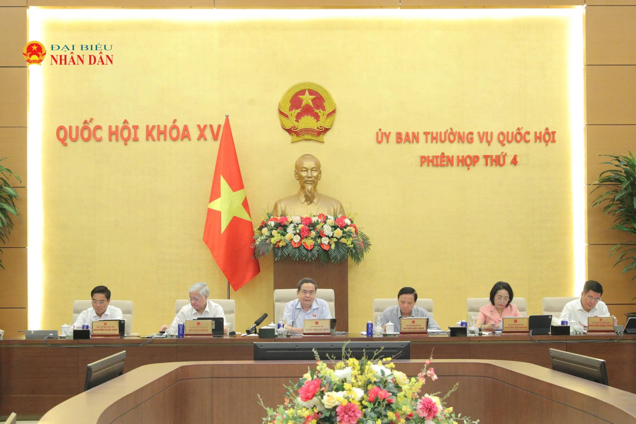 chu-tich-quoc-hoi-tran-thanh-man-2-b528fa6cbf73c26f760b949eeb38f7d7(1).jpg