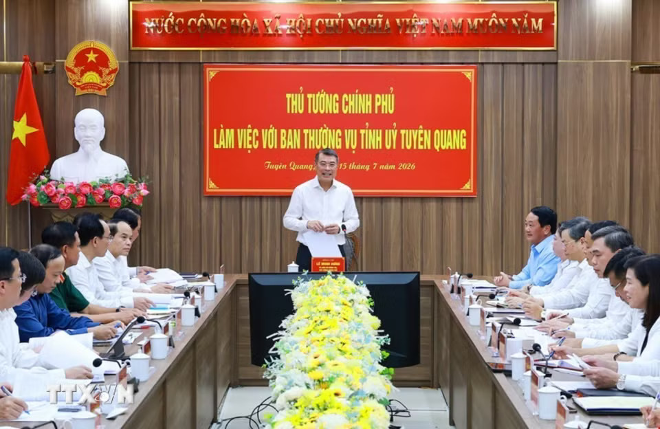 media.vietnamplus.vn-images-47be46fb26850b954a4bc52ae3a99bec530a753c9f117f37b1c464394a20b0682e92742c684c028ef200105643849430-_ttxvn-thu-tuong-5.jpg.avif
