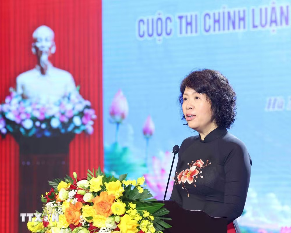 ttxvn-le-tong-ket-vao-trao-giai-cuoc-thi-chinh-luan-ve-bao-ve-nen-tang-tu-tuong-cua-dang-nam-2026-1607-3.jpg