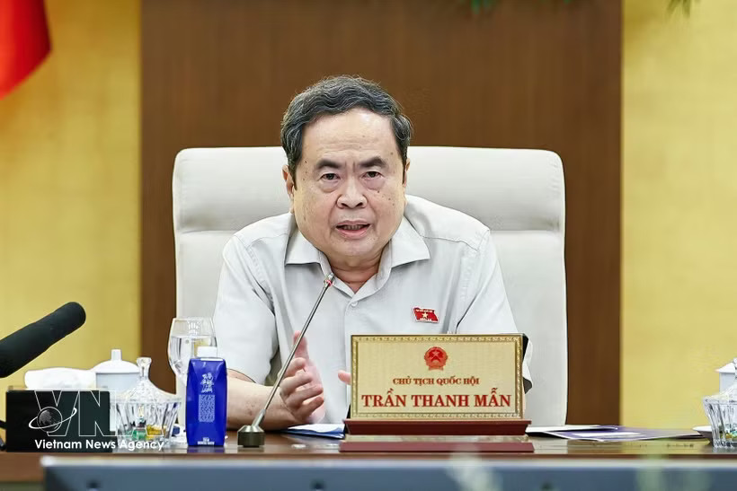 NA Chairman Tran Thanh Man speaks at the meeting. (Photo: VNA)