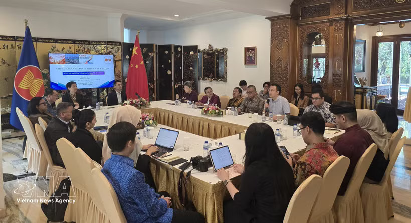 The talks held in Jakarta, Indonesia on July 15 on the China-ASEAN Comprehensive Strategic Partnership. (Photo: VNA)