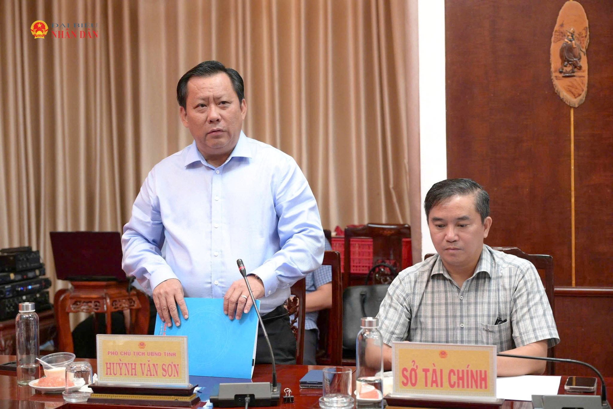 pho-chu-tich-ubnd-tinh-huynh-van-son-phat-bieu-tai-buoi-lam-viec.jpg