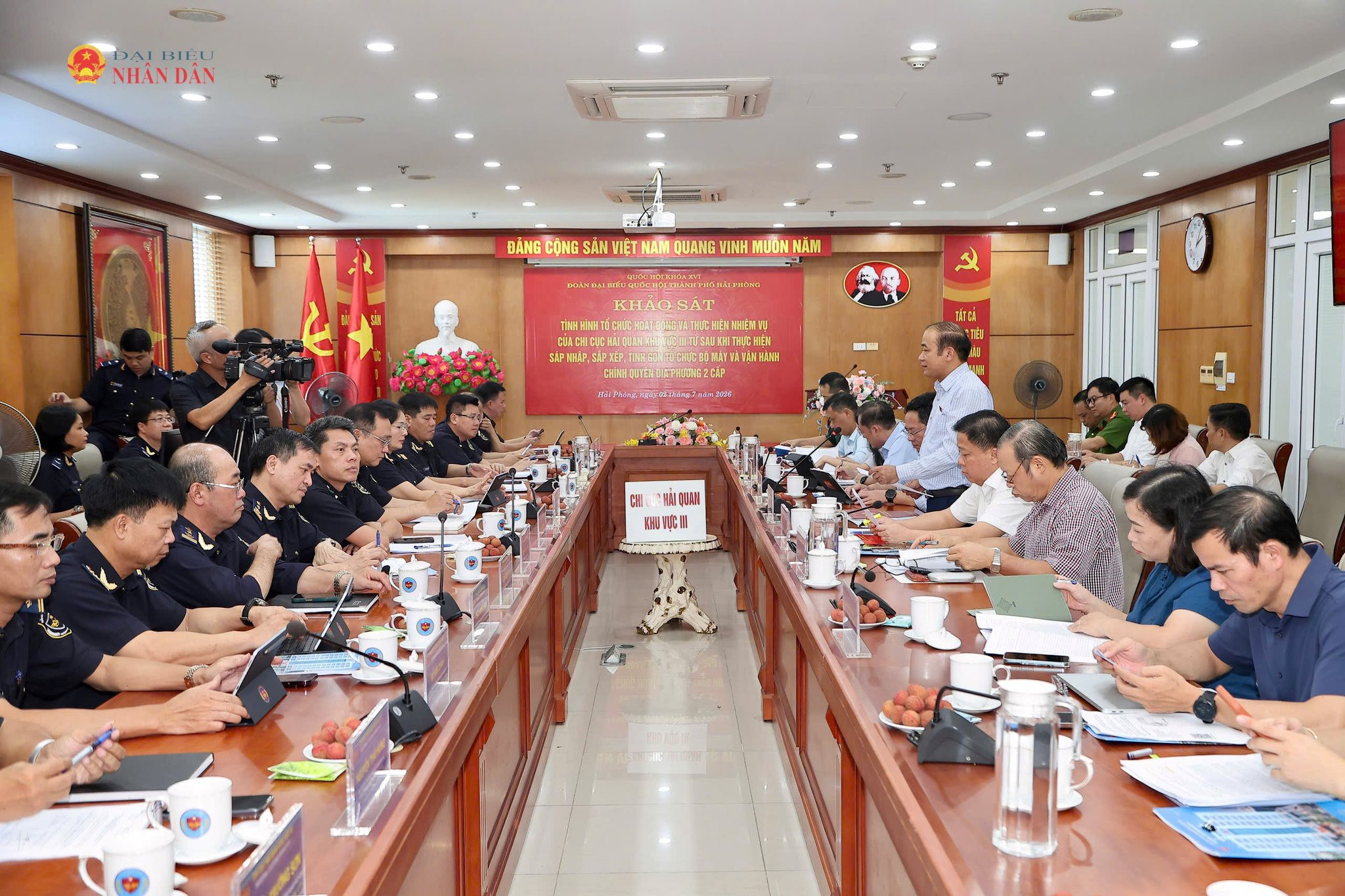 quang-canh-cuoc-lam-viec.-anh-d.-nguyen.jpg