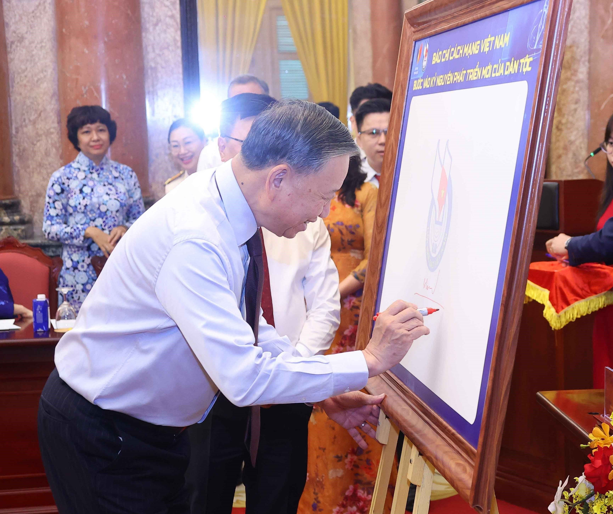 dbnd.1cdn.vn-2026-06-16-_tong-bi-thu2.jpg