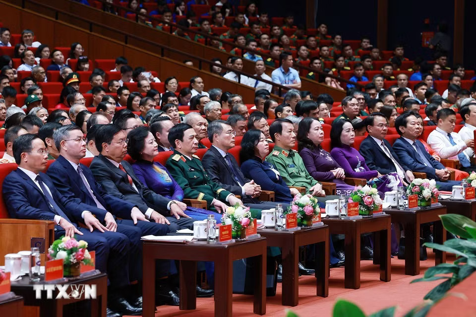 f18786fafbcd9391d28c4816eeb260ea5-_ttxvn-thu-tuong-du-hoi-nghi-tri-an-nguoi-co-cong-voi-cach-mang-toan-quoc-nam-2026-3.jpg.avif