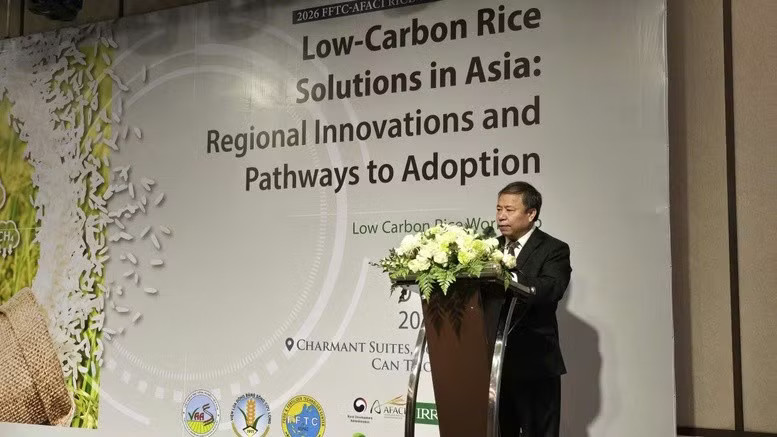 Director General of the Vietnam Academy of Agricultural Sciences Nguyen Hong Son speaks at the workshop. (Photo: baochinhphu.vn)