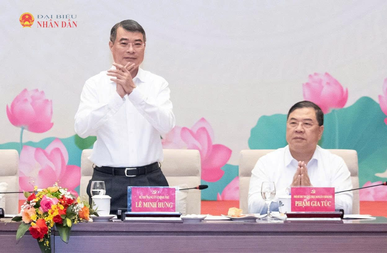 Thủ tướng Lê Minh Hưng đồng chủ trì Hội nghị.