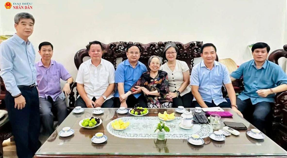 vstatic.vietnam.vn-vietnam-resource-image-2026-07-25-_1784976895560_2-1.jpeg