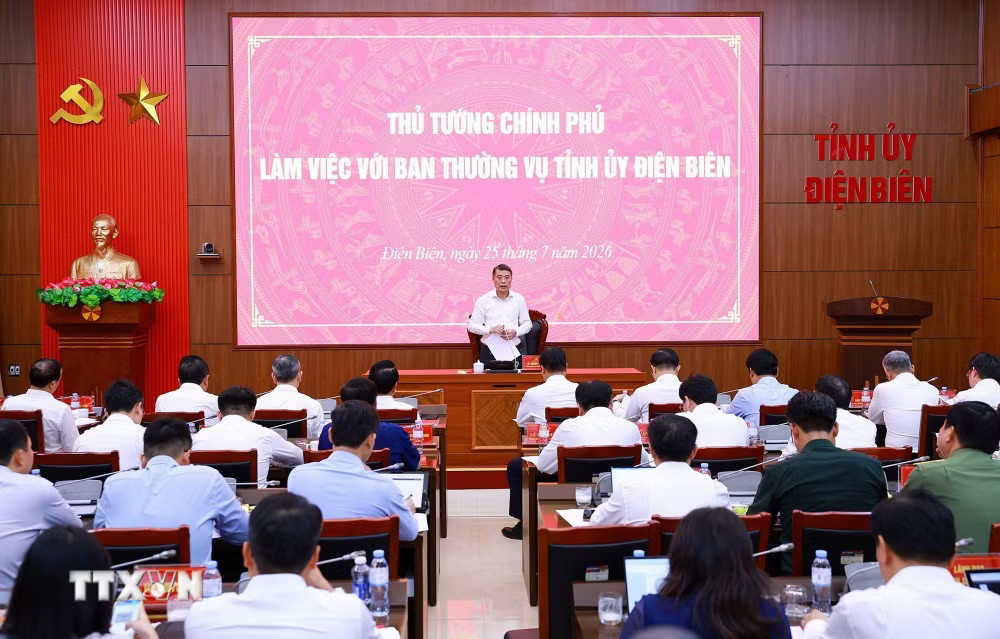 ad848c4390efc3bd86f38ed52b368a92f18dcdfda777d830c17e8b8-_ttxvn-thu-tuong-lam-viec-voi-ban-thuong-vu-tinh-uy-dien-bien-5.jpg.avif