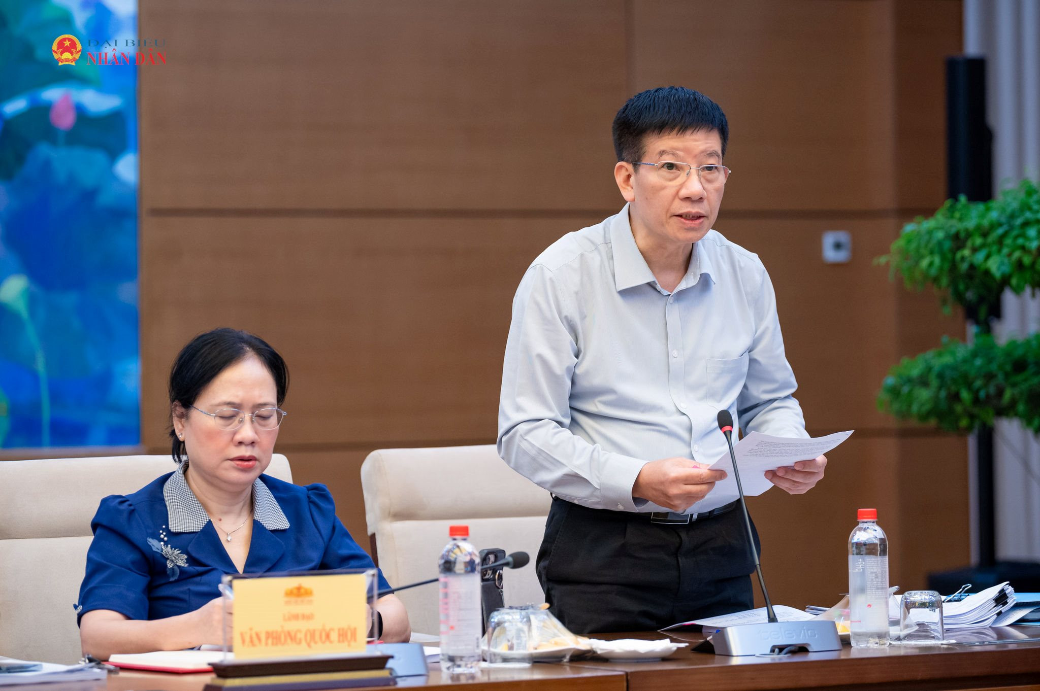 Phó Chủ nhiệm Văn phòng Quốc hội Phạm Đình Toản báo cáo sơ kết kết quả thực hiện nhiệm vụ 6 tháng đầu năm, dự kiến nhiệm vụ trọng tâm tháng 7 và các tháng cuối năm 2026