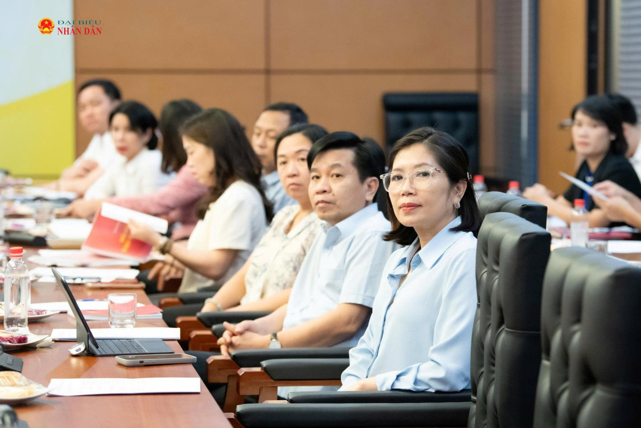 cac-dai-bieu-tham-du-phien-hop-2-612f91db167cfc0e99234adce03d8f07.jpg