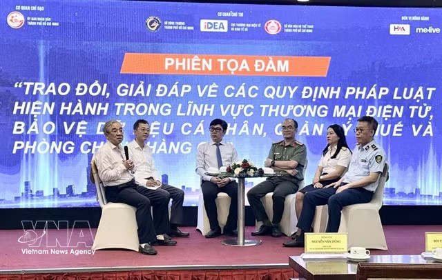 Panellists at the conference (Photo: VNA)
