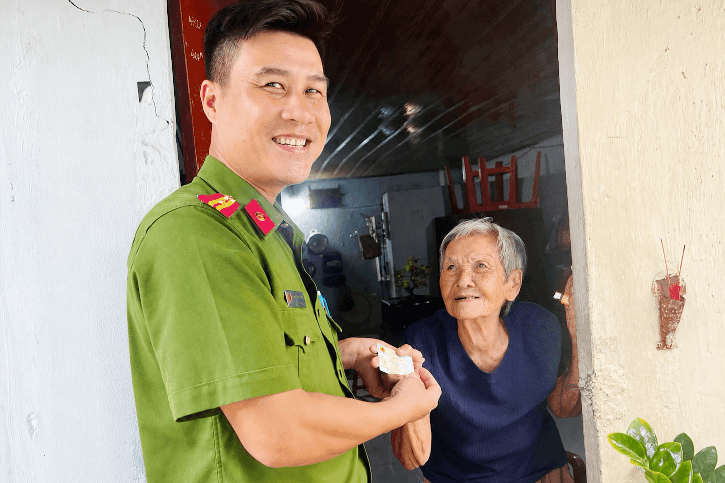 Ảnh 3 TP. Hồ Chí Minh Gần dân hơn để giữ bình yên từ cơ sở 1