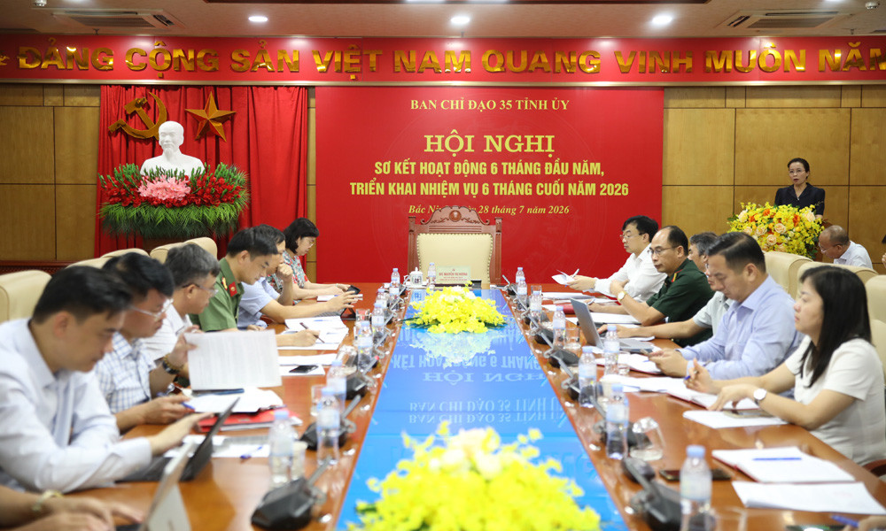 cac-dai-bieu-du-hoi-nghi.jpg
