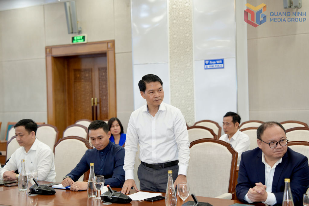 Đại diện Liên danh nhà đầu tư đề xuất ý tưởng triển khai dự án.