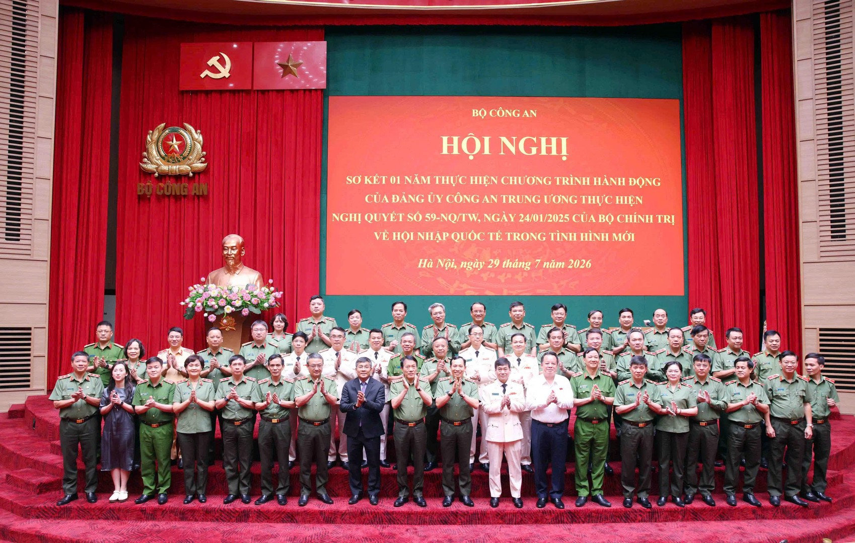 bocongan.gov.vn-media-bca-media-_library-20260729161355-1fe67bb2-a119-467d-a0ea-e96dca015dfb-1-tap-the.jpg