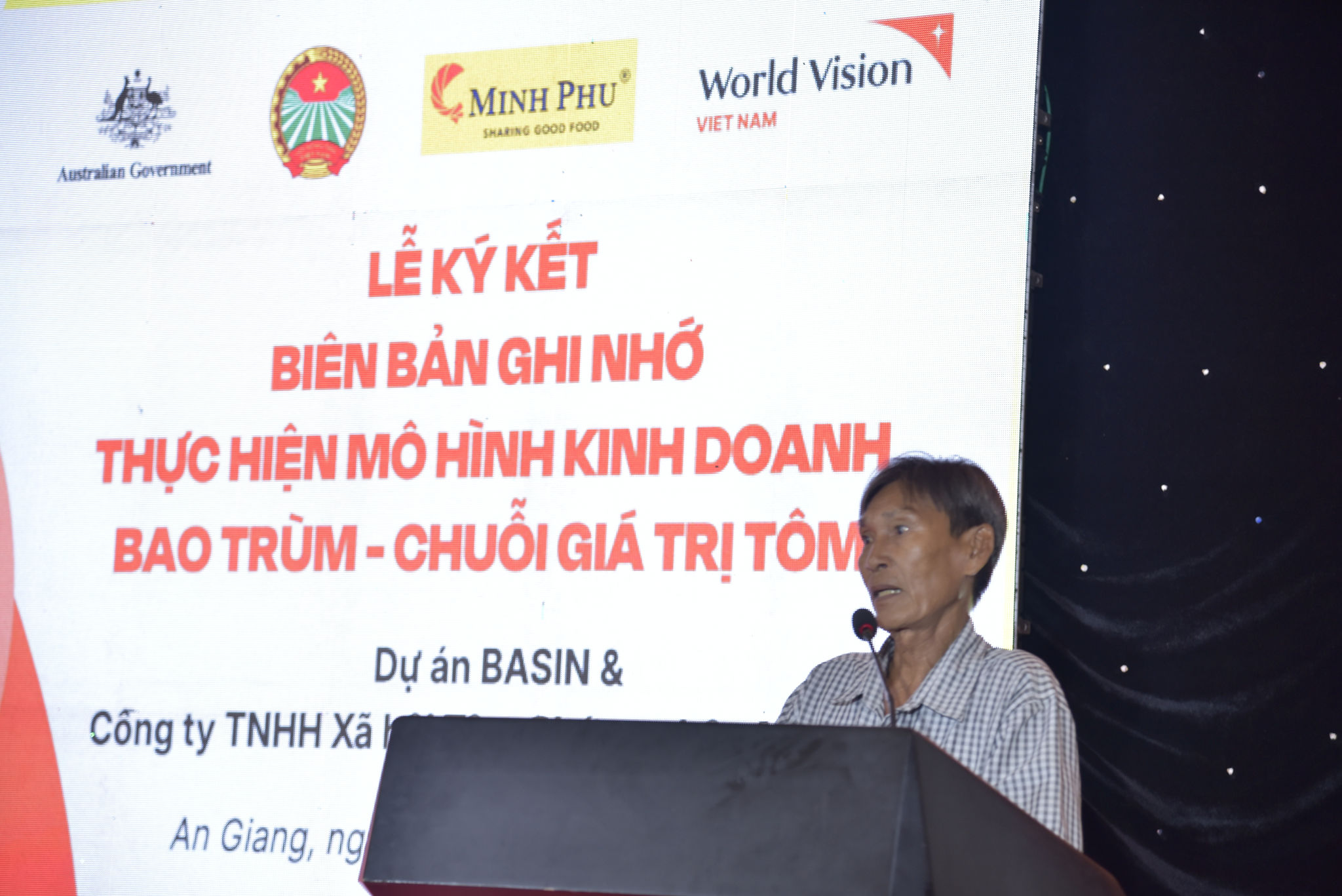 Ho nuoi tom tai An Giang - ong Nau (1)