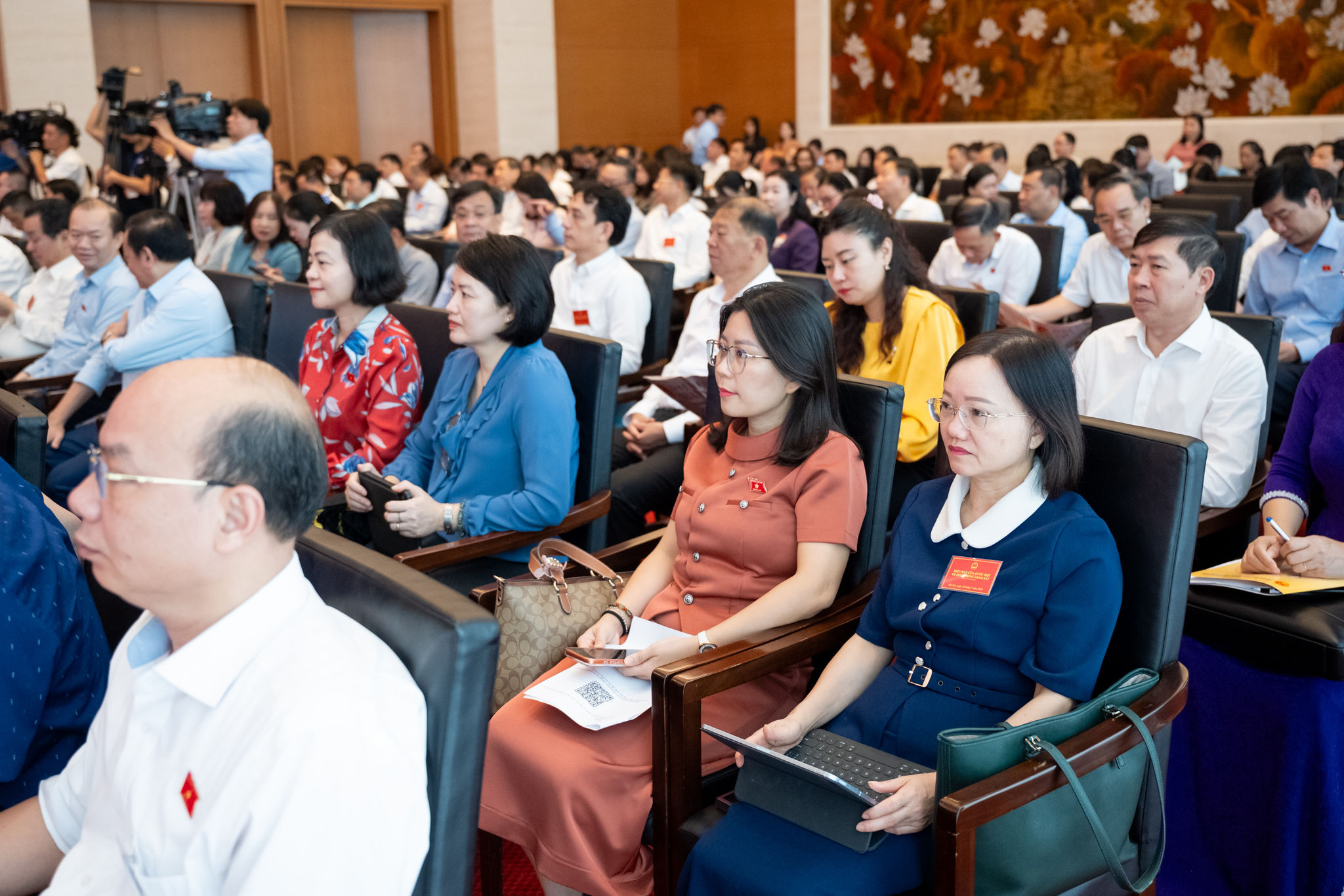 Phó Trưởng đoàn chuyên trách Đoàn ĐBQH tỉnh Nghệ An Thái Thị An Chung tham dự Diễn đàn của Quốc hội về hoạt động giám sát năm 2026. Ảnh: Phạm Thắng