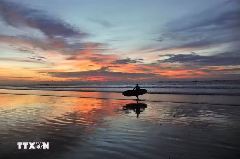 Bali Island is a popular tourist destination in Indonesia. (Illustrative photo: Xinhua/VNA)