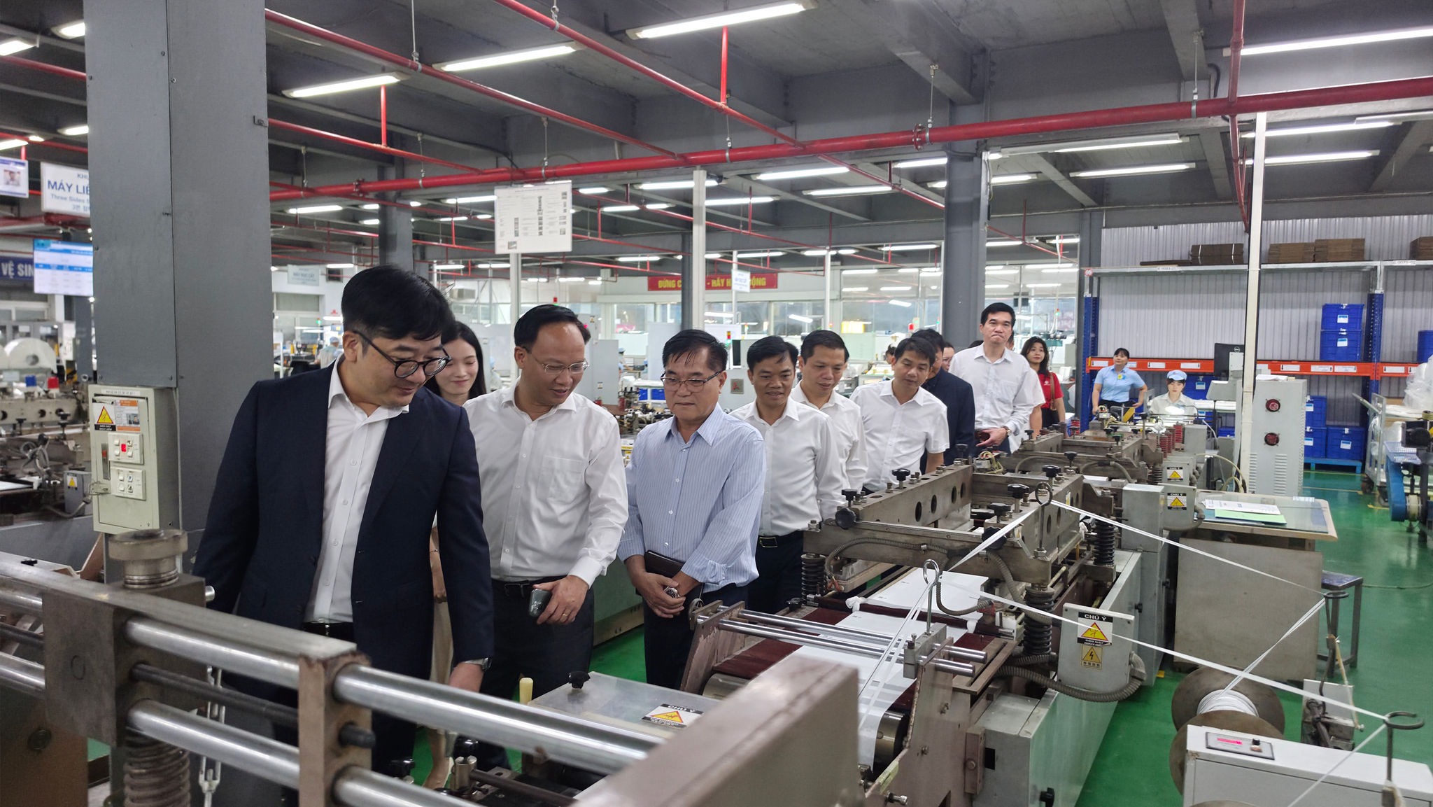 Samsung tích cực triển khai các hoạt động phát triển công nghiệp hỗ trợ tại Việt Nam