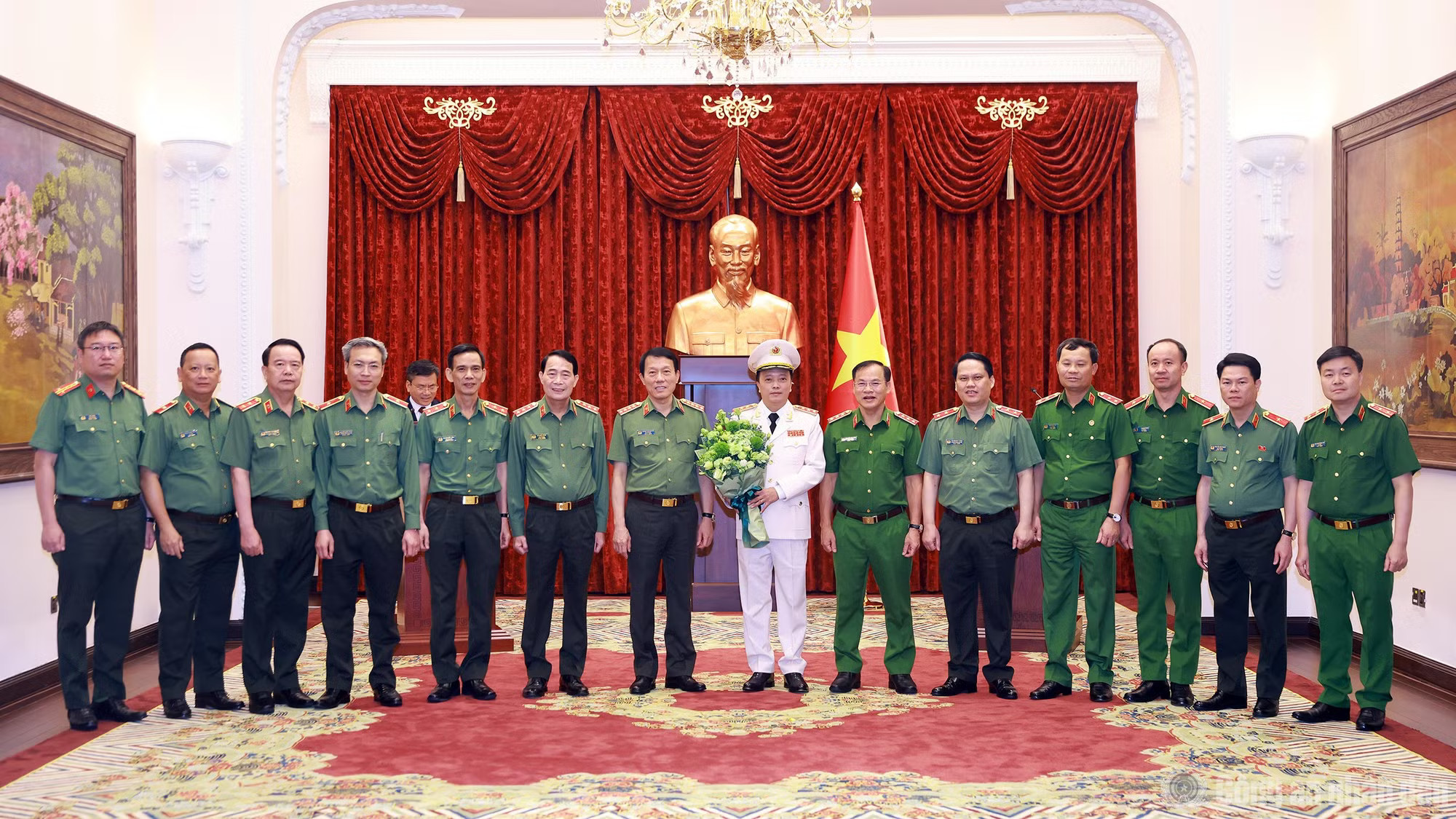 cdn.cand.vn-images-f028b7cc1579a8851fd8336974455542613c3dc956052395dafa8e5f4640360df2628264e5855658922680f699a6c67a-_cand_br_k-ha2107.jpg.avif