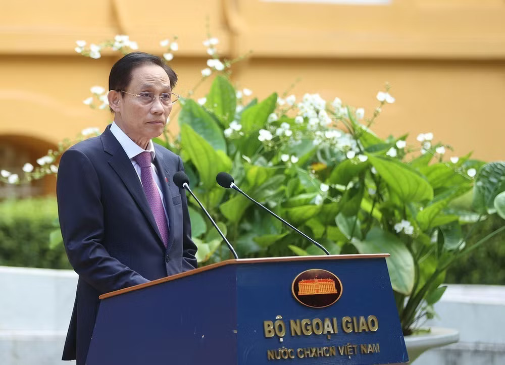 asean-flag-hoisting-ceremony-3.jpg