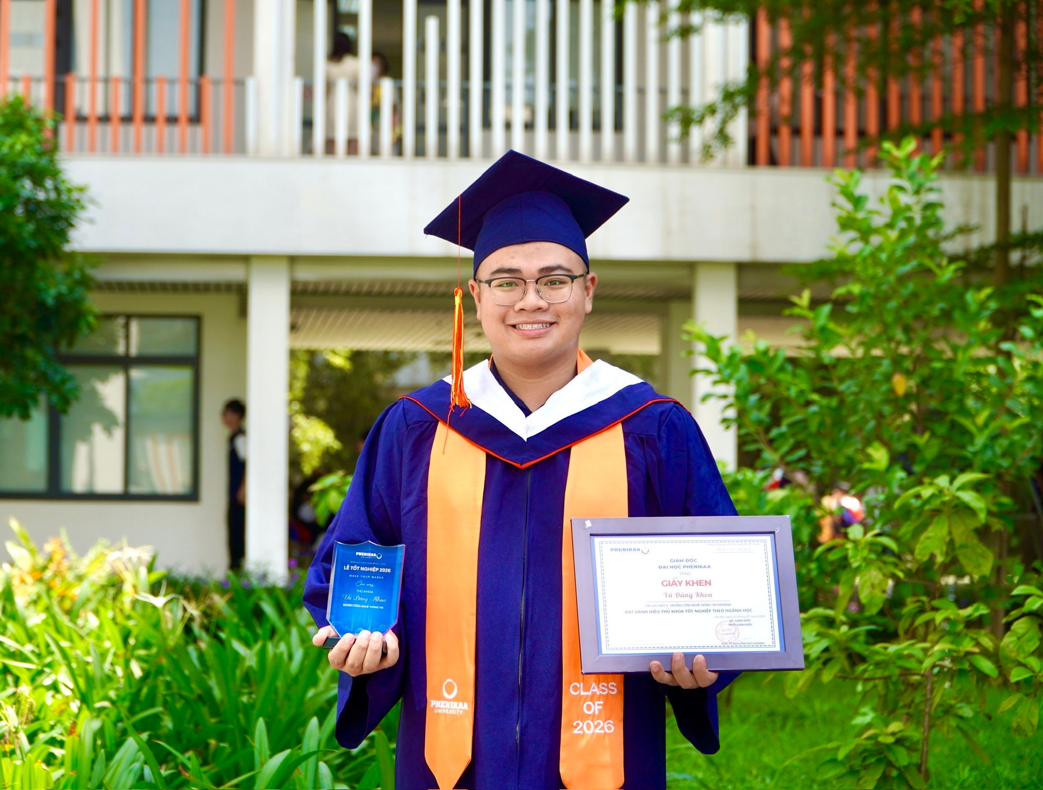 Ảnh chụp cá nhân (1)