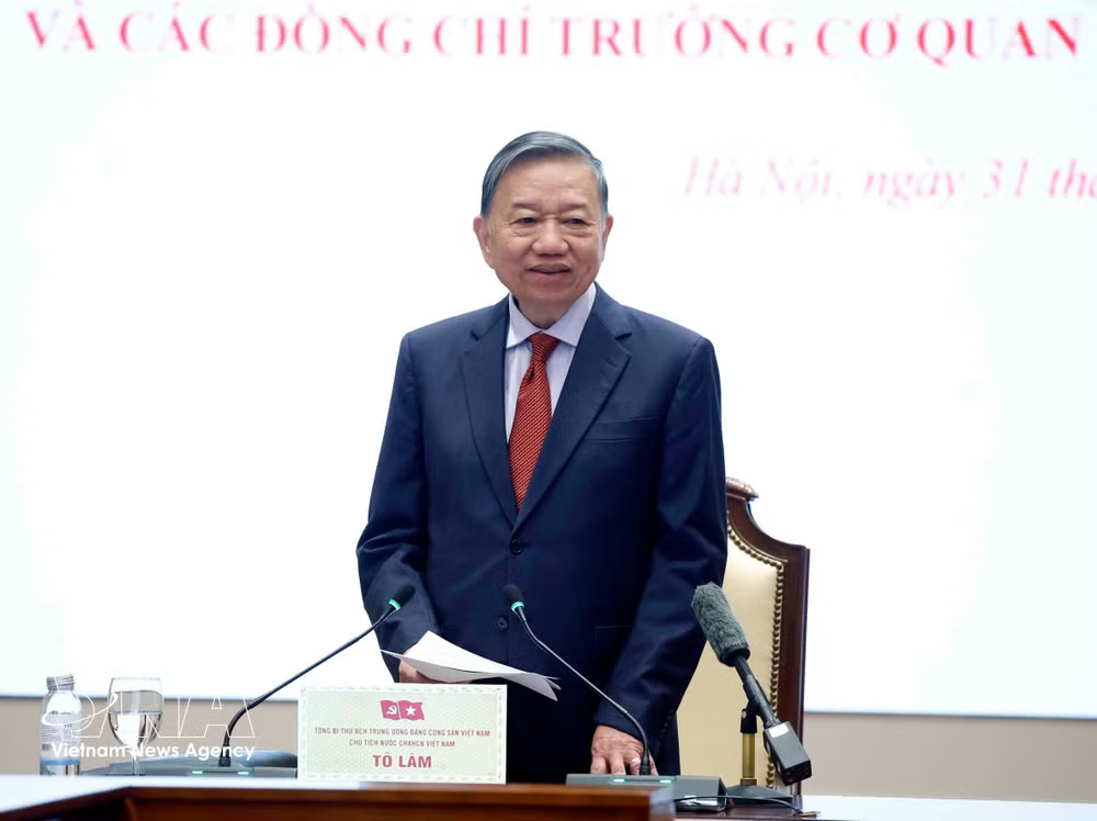 Party General Secretary and State President To Lam speaks at a working session with the Ministry of Foreign Affairs' leadership and Vietnamese ambassadors and heads of representative missions abroad in Hanoi on July 31. Photo: VNA vnanet-meeting.jpg