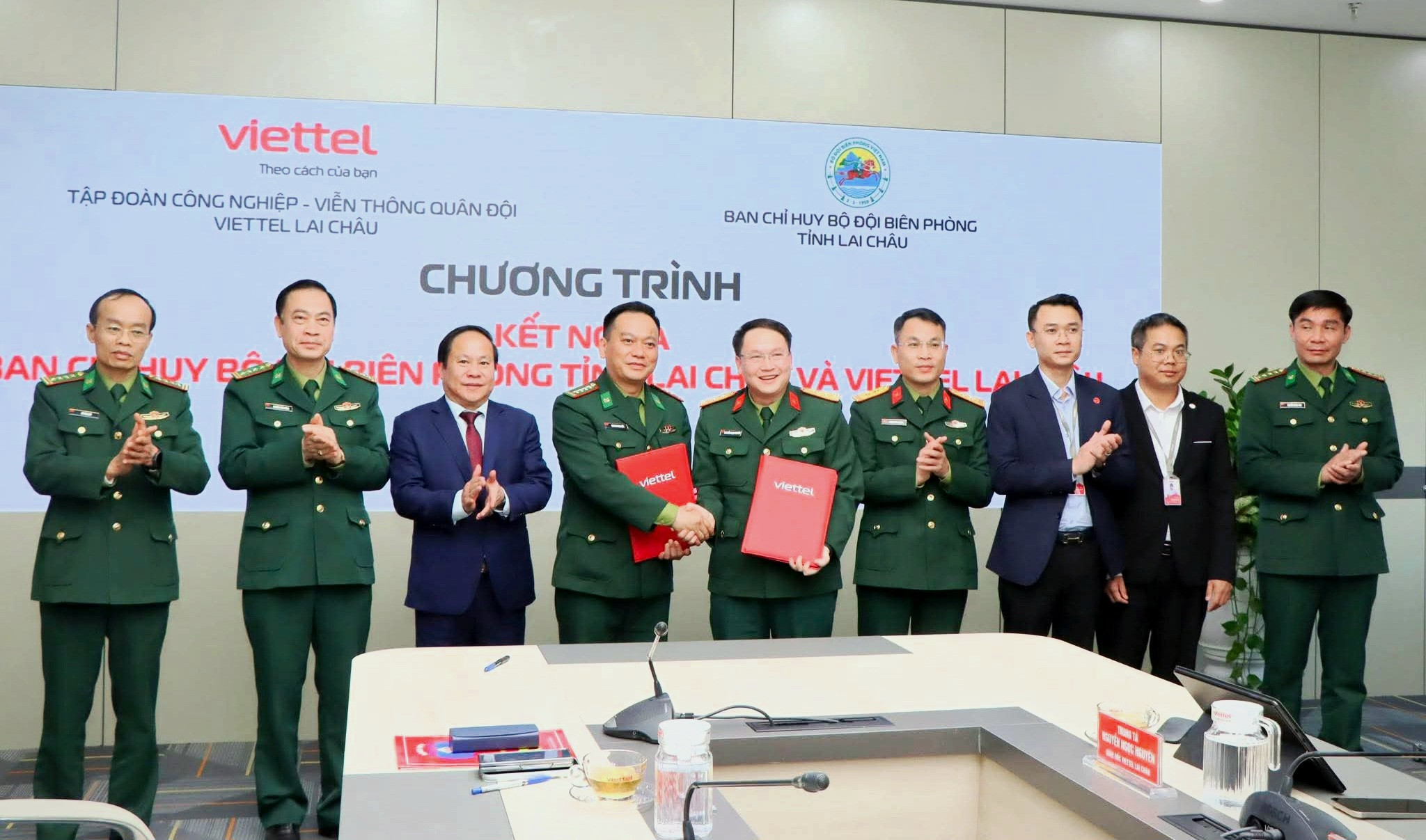 Chương trình kết nghĩa giữa Ban Chỉ huy Bộ đội Biên phòng tỉnh Lai Châu và Viettel Lai Châu về công tác phối hợp trong chuyển đổi số và ứng dụng công nghệ thông tin