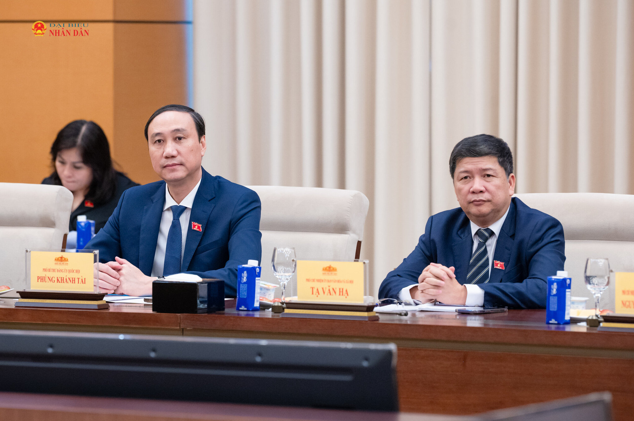 Đại biểu tham dự buổi gặp