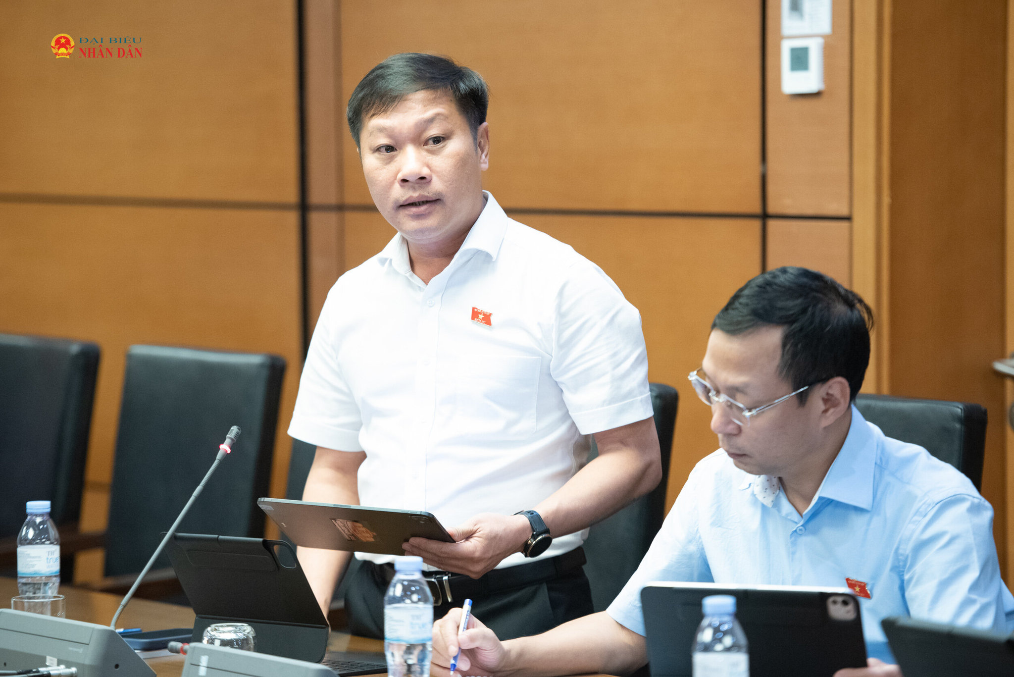 ĐBQH Nguyễn Khánh Vũ (Quảng Trị) phát biểu (2)