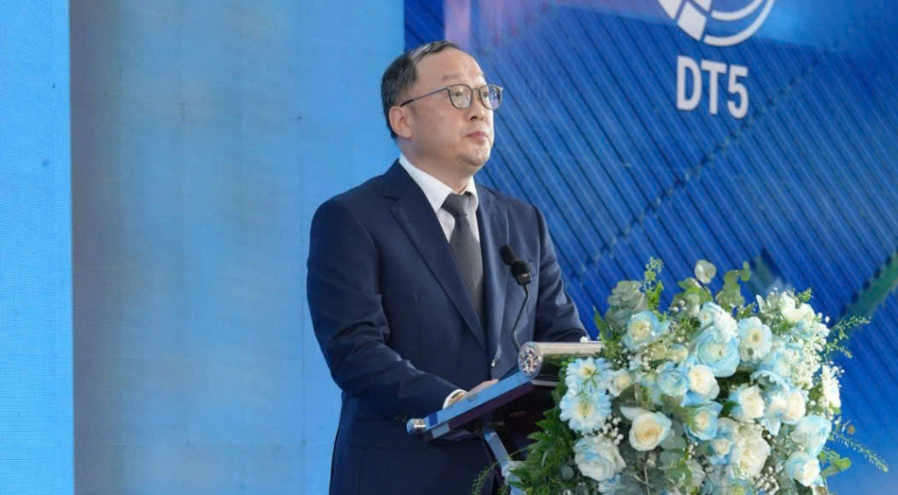 Nhà máy điện mặt trời