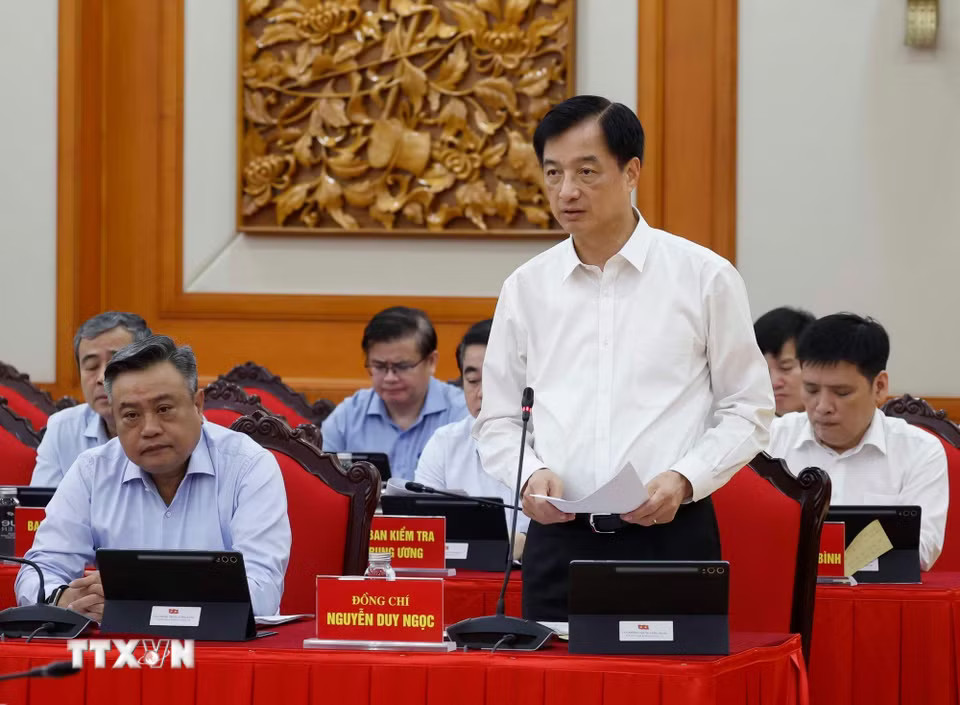 c-_ttxvn-tong-bi-thu-chu-tich-nuoc-chu-tri-phien-hop-thu-nhat-ban-chi-dao-trung-uong-ve-sua-doi-bo-sung-dieu-le-dang-7.jpg.avif