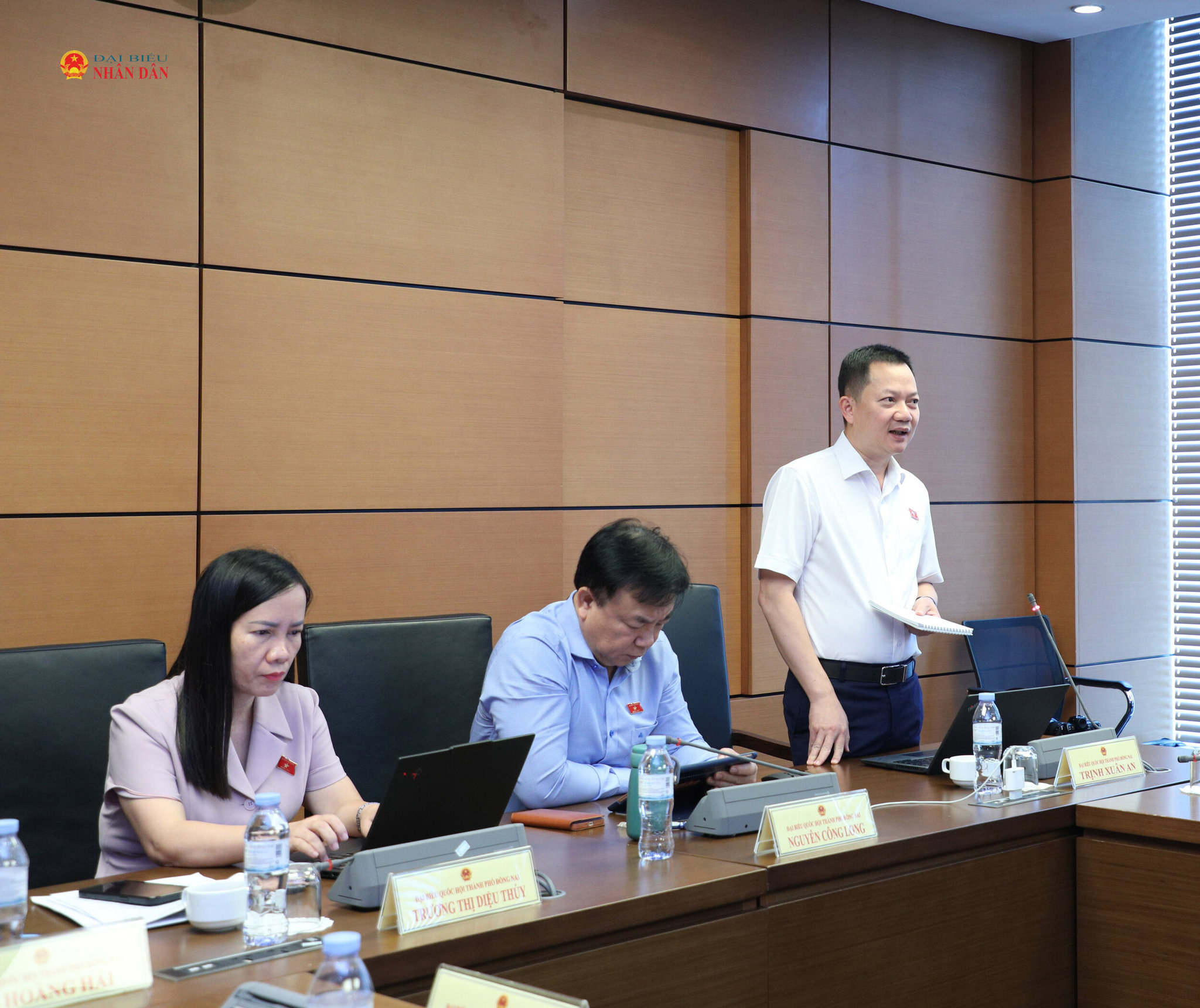 Đại biểu Trịnh Xuân An (Đồng Nai) phát biểu thảo luận tại tổ