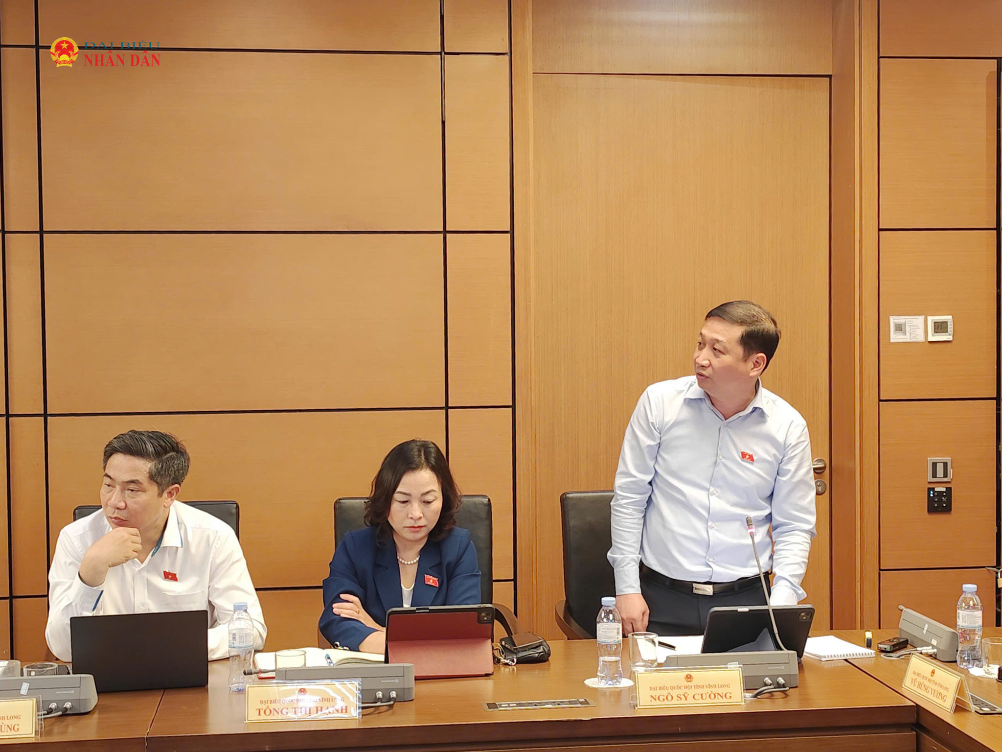 dbnd.1cdn.vn-2026-08-05-_dbqh-ngo-sy-cuong-vinh-long-phat-bieu-e5c73e437d567179791643bb97fb466a.jpg