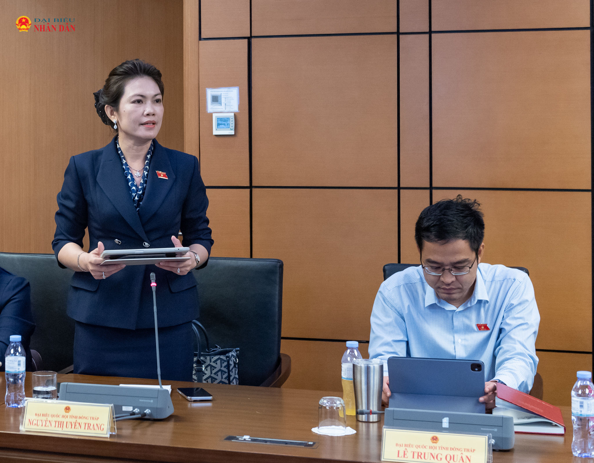 ĐBQH Nguyễn Thị Uyên Trang (Đồng Tháp) phát biểu