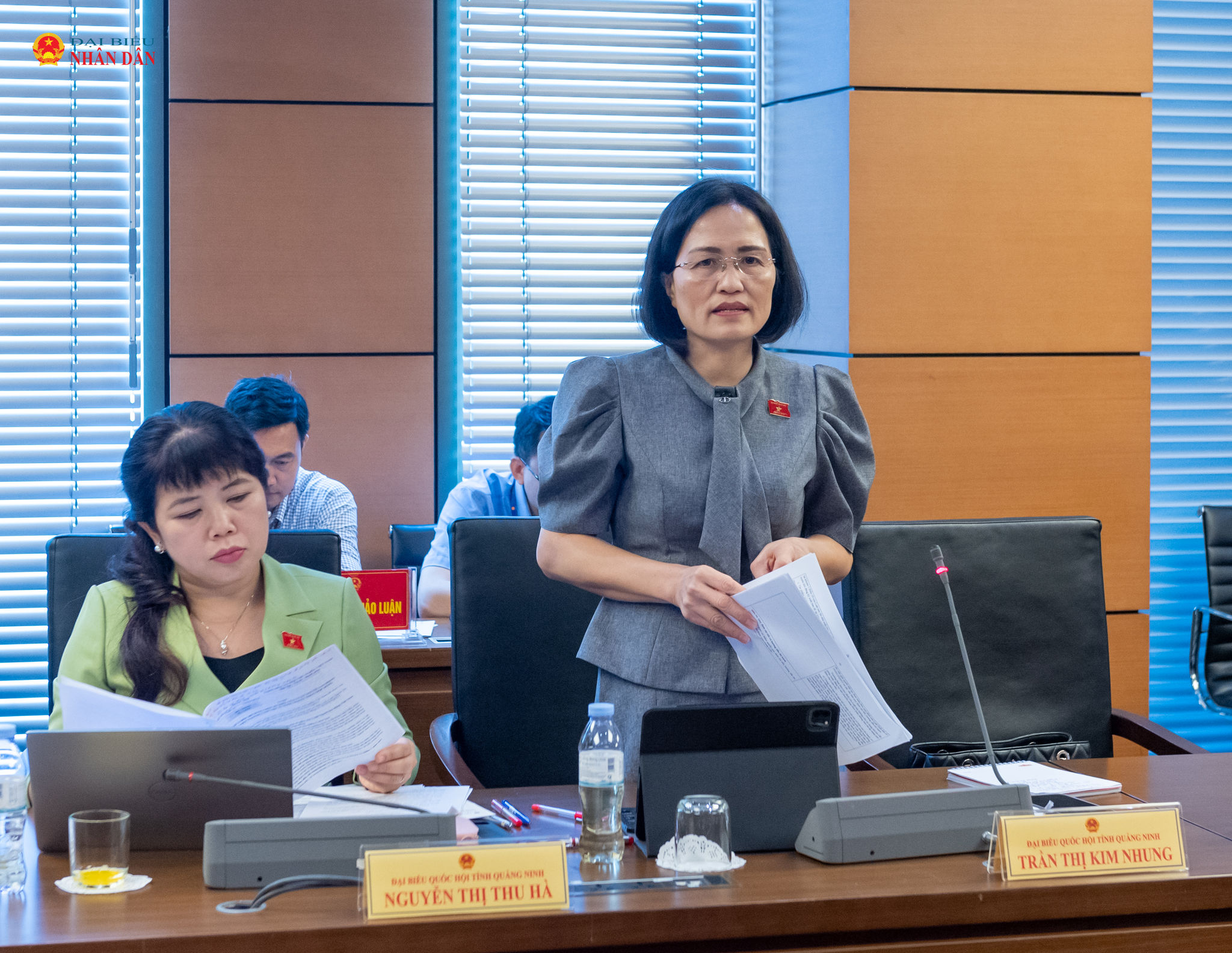 ĐBQH Trần Thị Kim Nhung (Quảng Ninh) phát biểu
