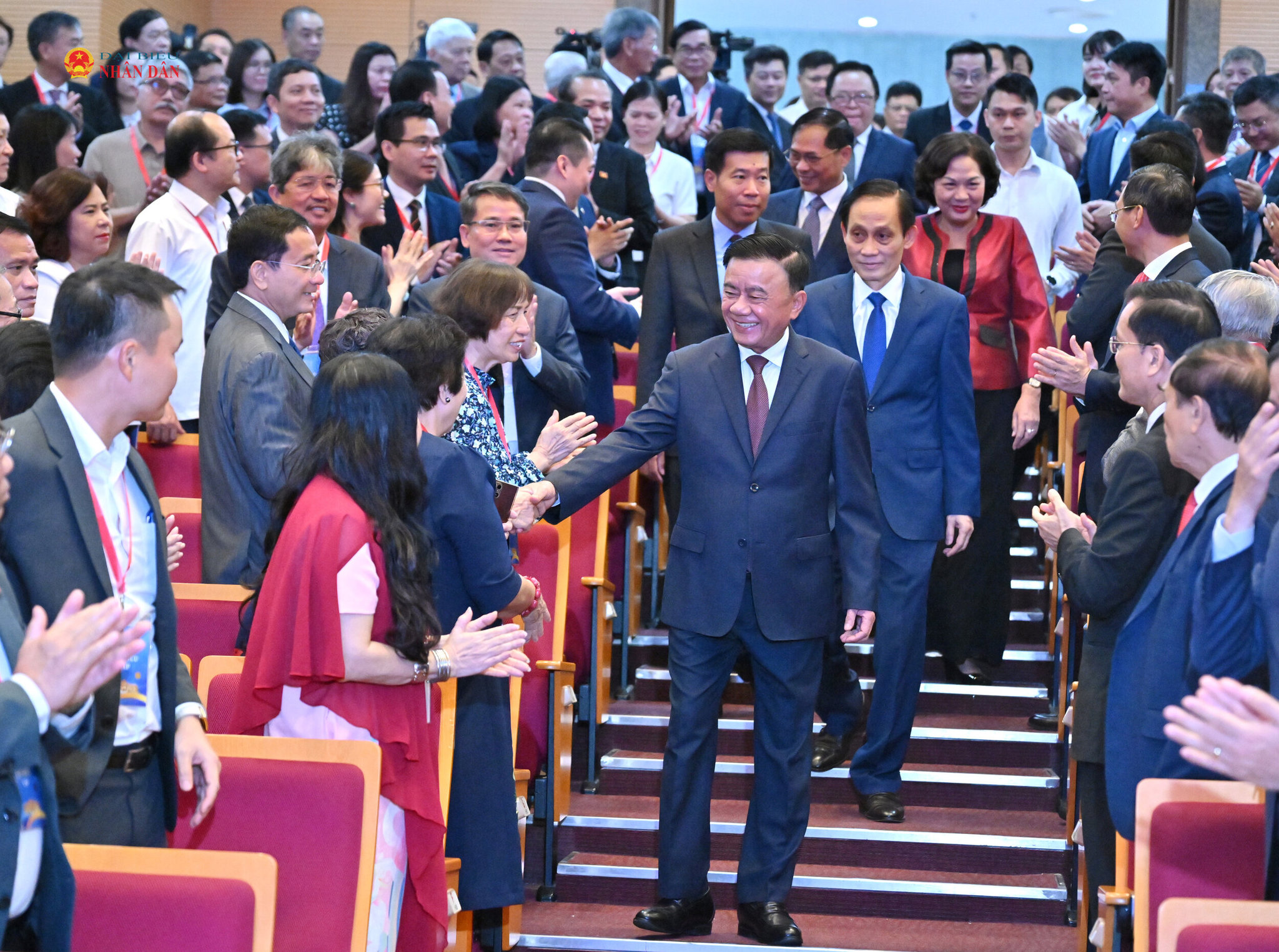 Thường trực Ban Bí thư Trần Cẩm Tú, Phó Chủ tịch Quốc hội Nguyễn Thị Hồng và các đại biểu dự Hội nghịVQK_3484